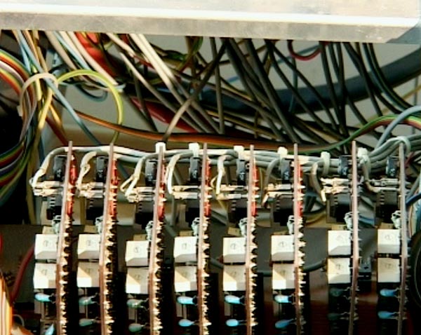 Hönig-Synthesizer: Analog/Digital-converter. around 1970
