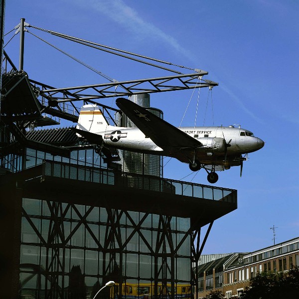 New exhibition building of the Deutsches Technikmuseums Berlin with the Douglas C-47 